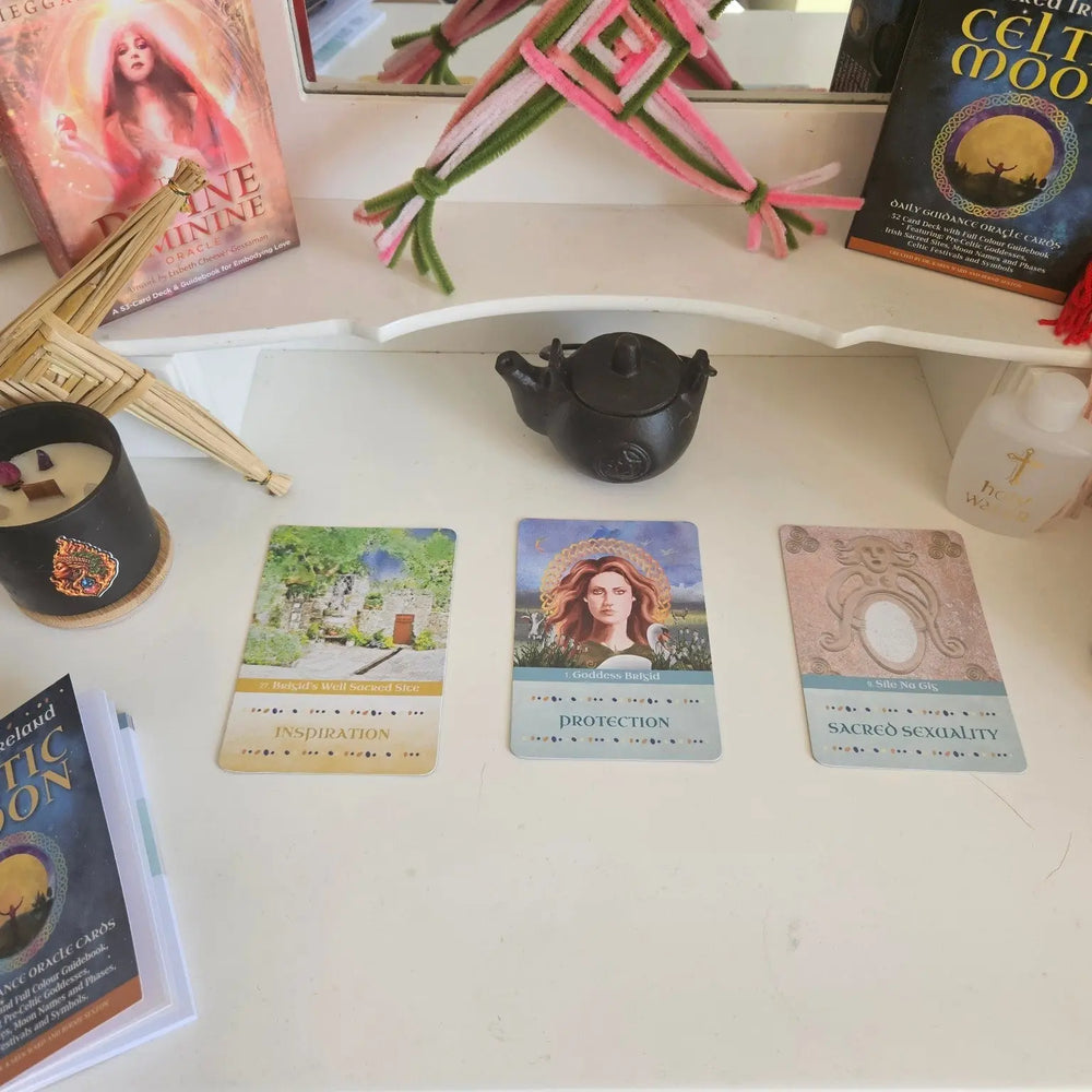 A Message From Brigid? Inspiration, Protection & Sacred Creative Energy | Three-Card Oracle Reading House Of Bridie